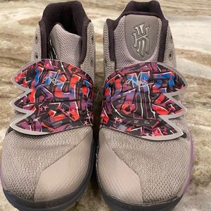 nike kyrie 5 Graffiti youth